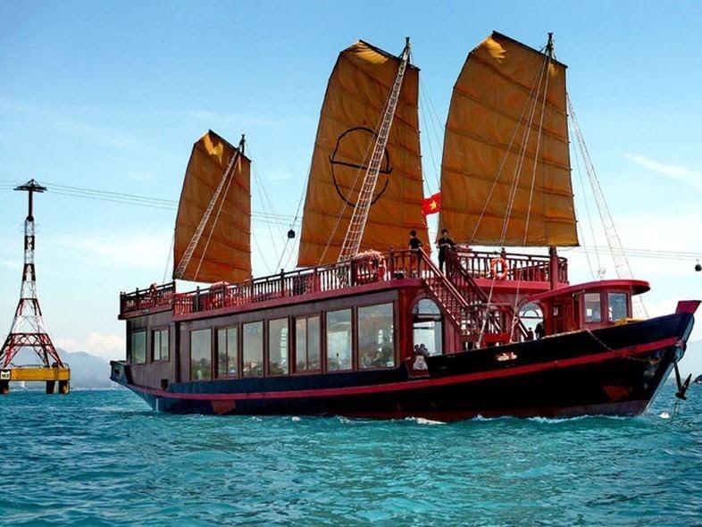 Giải mã giấc mơ chìm thuyền