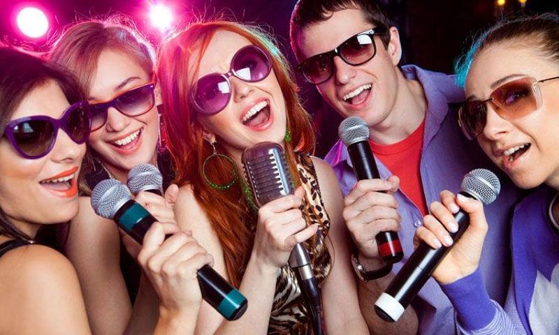 Giải mã giấc mơ karaoke đánh đề