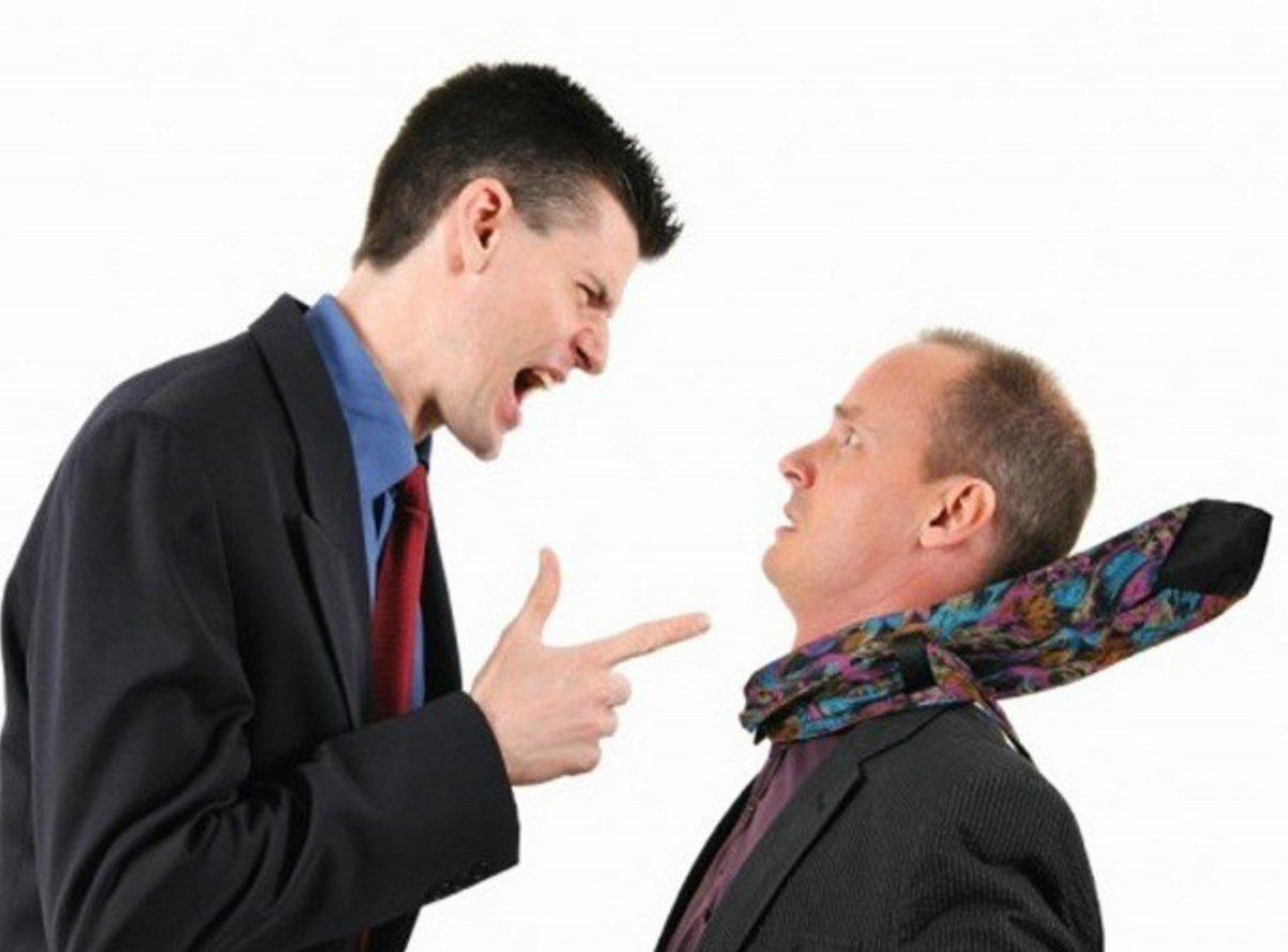 Người khác chửi mình trong mơ