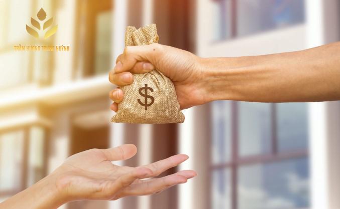 Nằm Mơ Thấy Người Chết Sống Lại Đánh Con Gì?