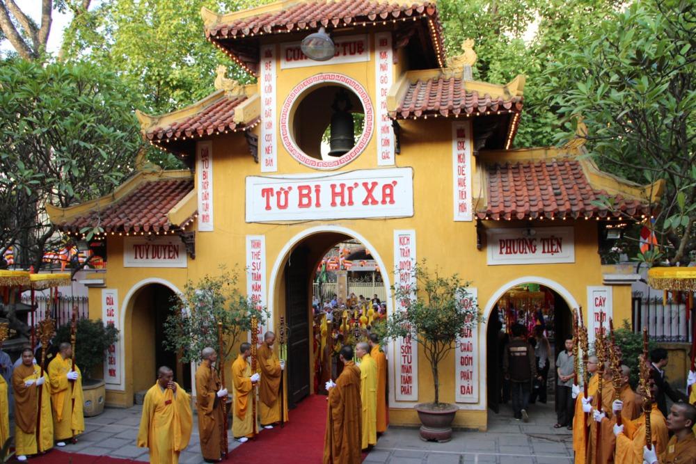 Giải Mã Giấc Mơ Thấy Đi Shopping Và Những Con Số Liên Quan